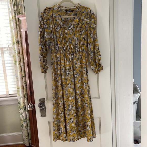 Zara Dresses & Skirts - Zara yellow floral midi dress